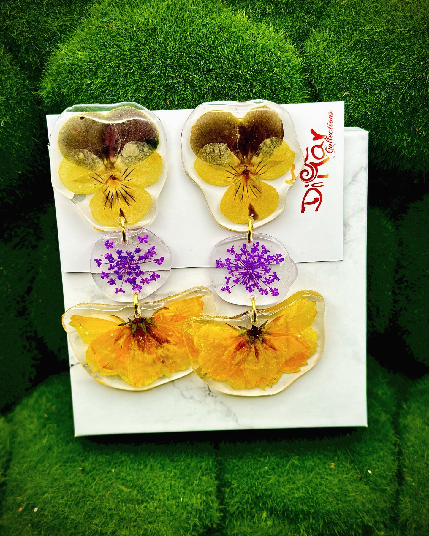Yellow dancing Cosmos Viola